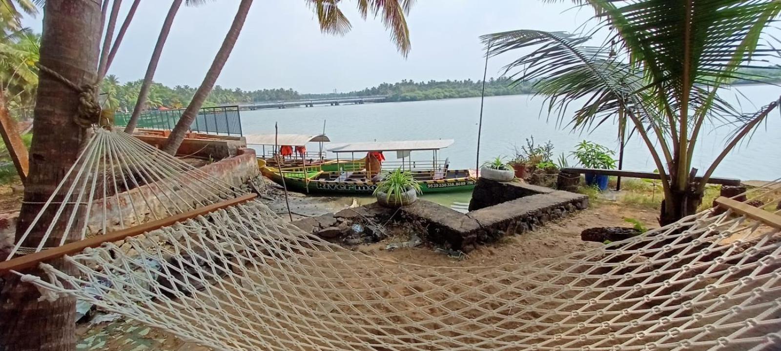 Green Island Homestay Riverside Calecute Exterior foto